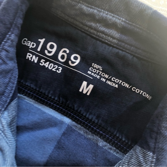 Gap Women’s Size M Blue Checkered Long Sleeves Button-Up Shirt Casual Collared - Picture 3 of 16